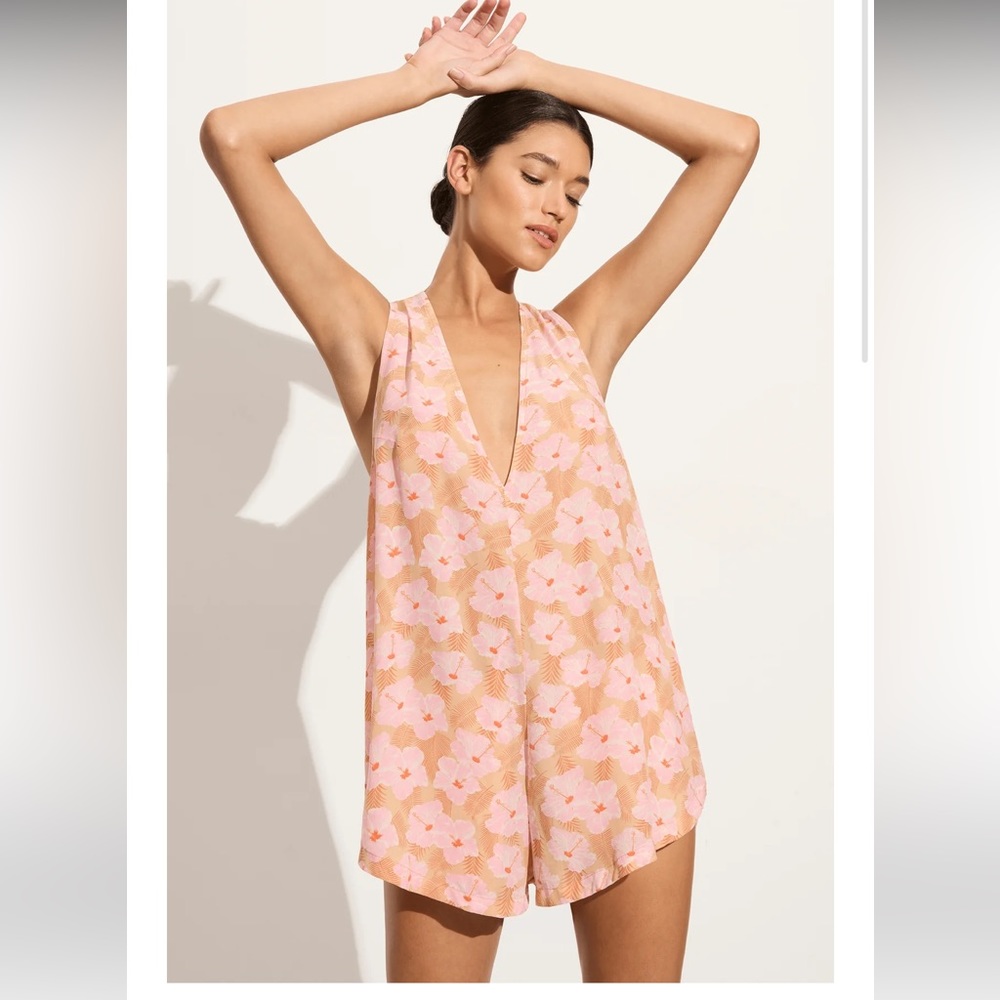 NWT acacia haiku romper